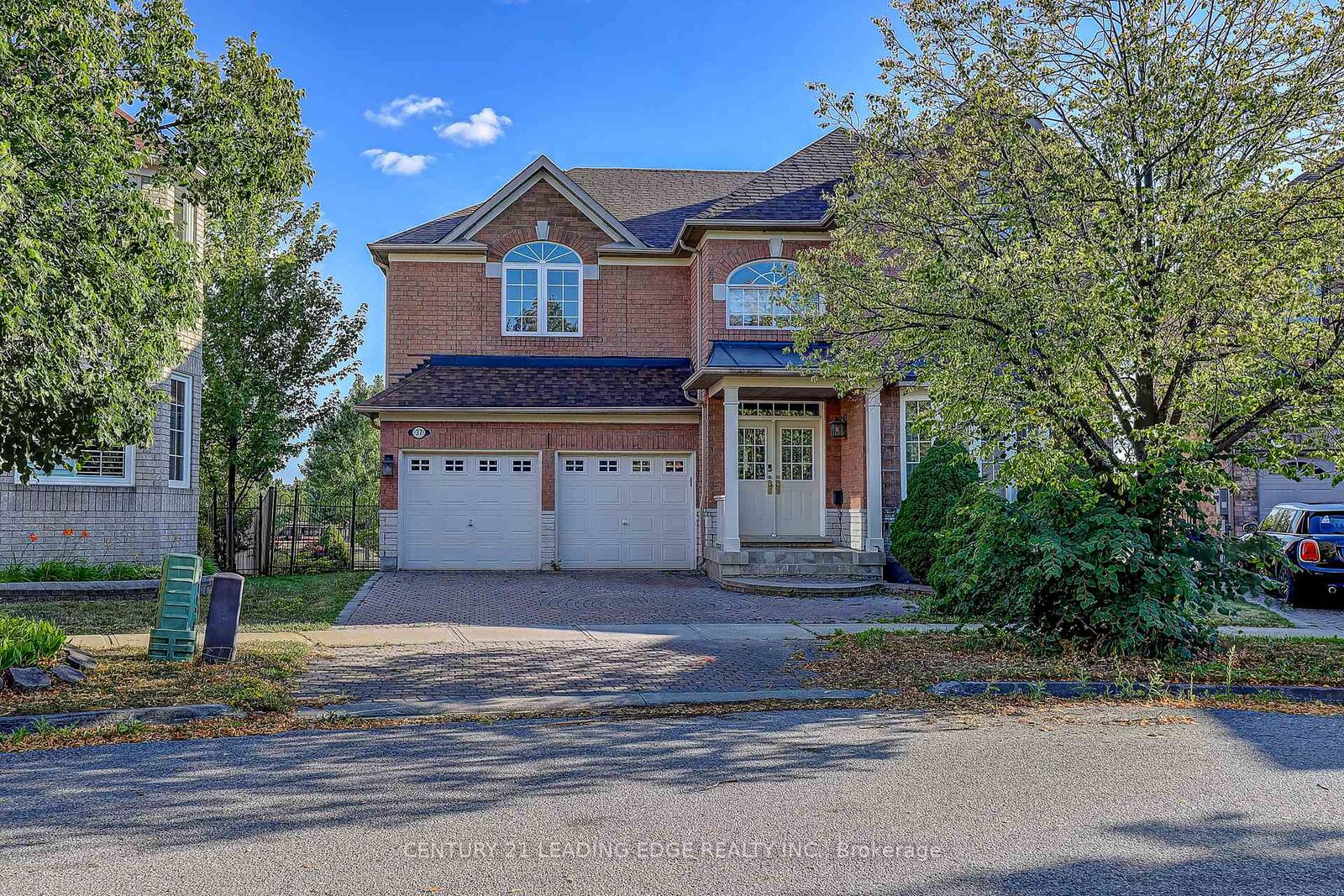 Photo de la propriété:  37 Wiltshire Drive  ON L6C 2N2 