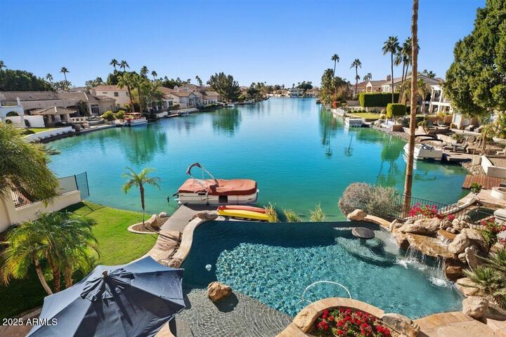 Property Photo:  1519 E Treasure Cove Drive  AZ 85234 