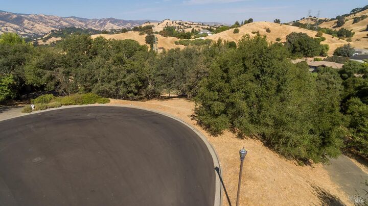 Property Photo: 2030 Pinecrest Court CA 95688