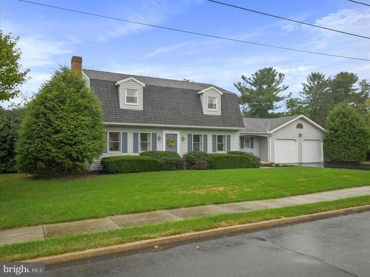 Property Photo:  87 Grandview Avenue  PA 17201 