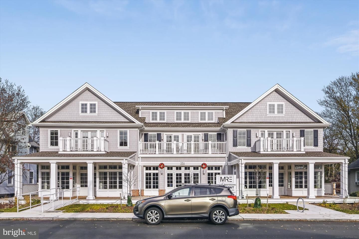 Property Photo: 106 Annapolis Street 203 MD 21401