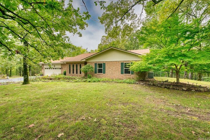 Property Photo:  509 Walnut Hill Drive  AR 71913 