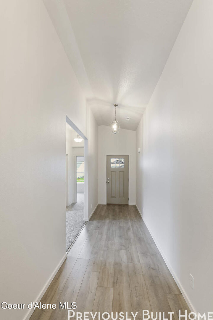 Property Photo:  5980 Pelican Loop  ID 83858 