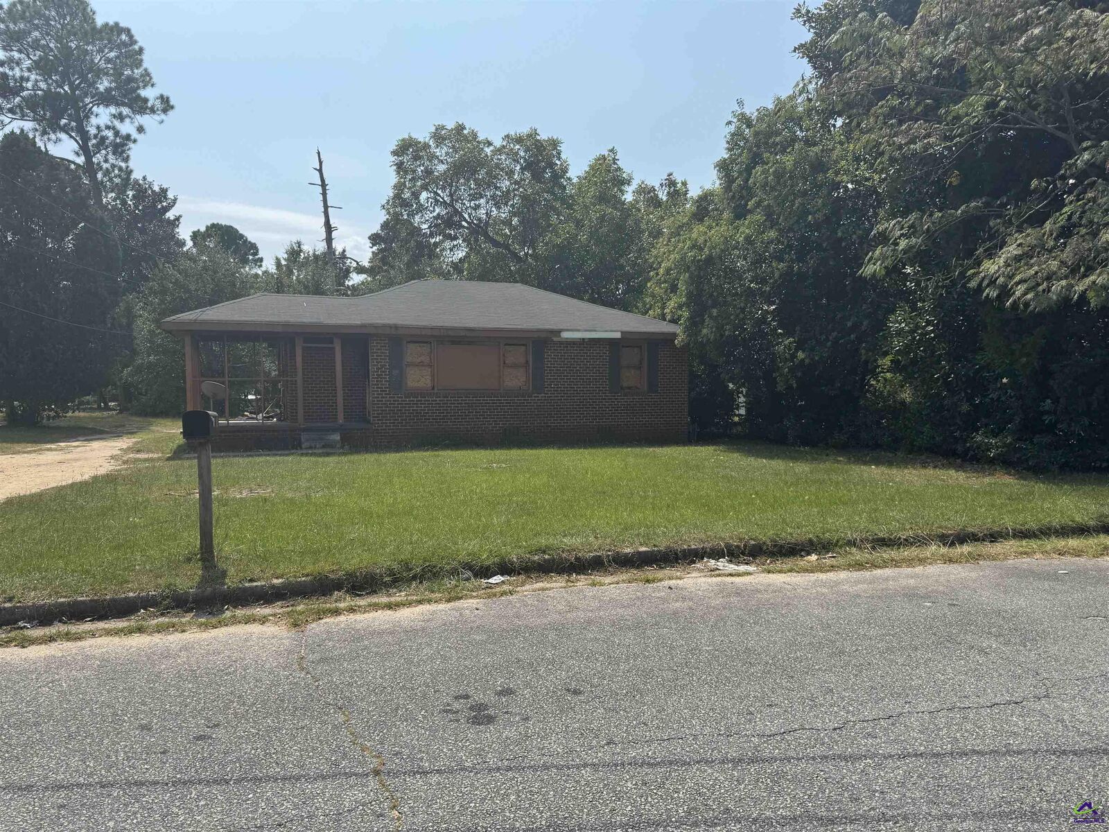 Property Photo:  1162 Ruben Drive  GA 31206 