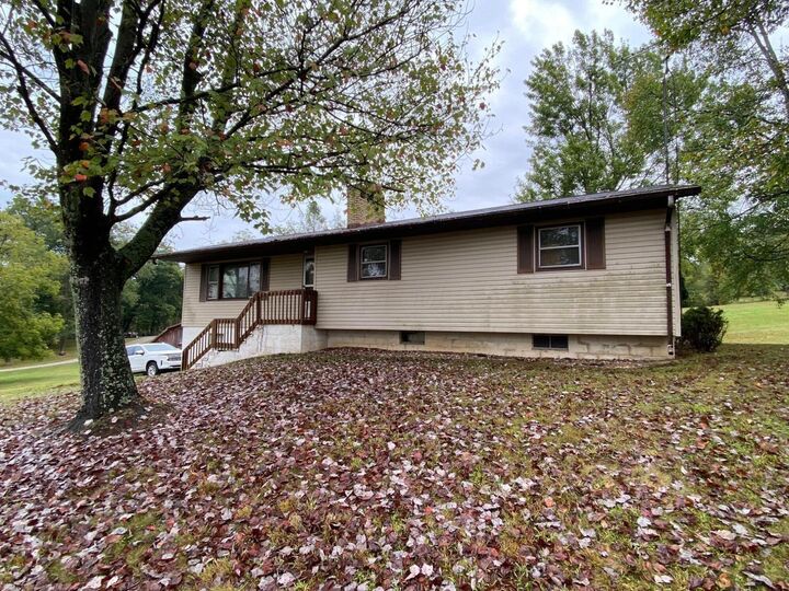 Property Photo:  4338 Briarcliff Road  OH 43830 