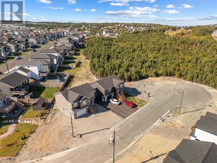 Property Photo:  76 Rembrandt Boulevard  NL A1L 0W2 