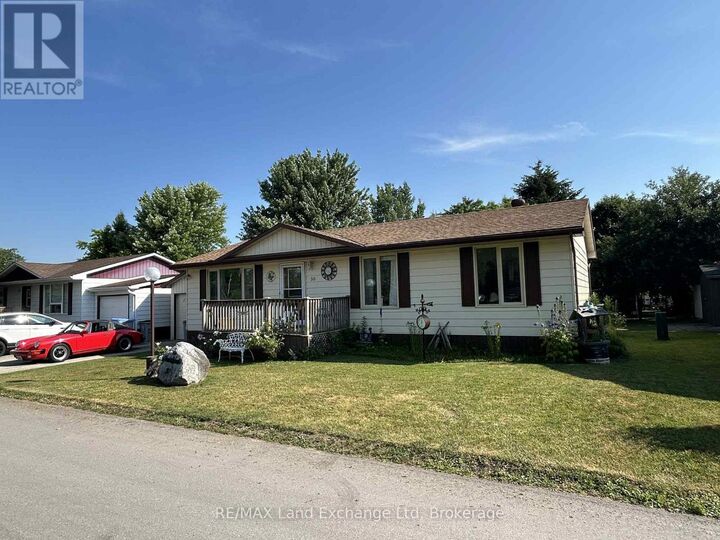 Property Photo:  39724 Amberley Road 30  ON N0G 2W0 
