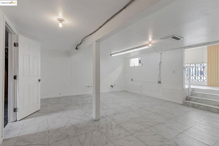 Property Photo:  3109 Sacramento St  CA 94702 