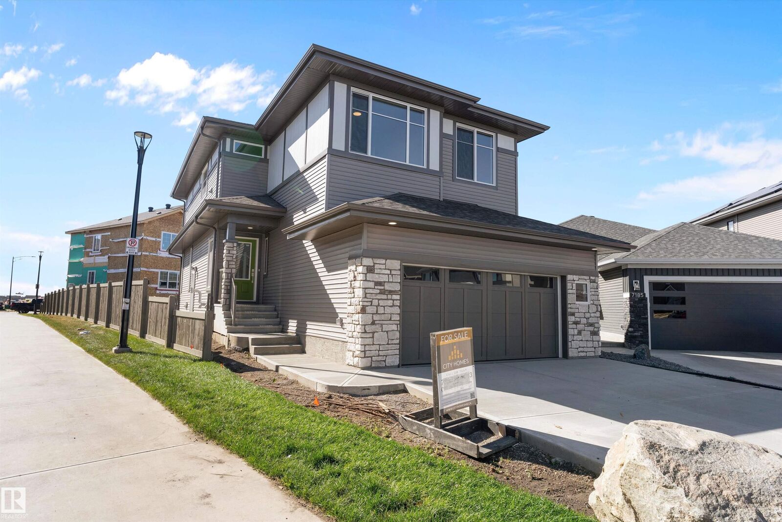 Photo de la propriété:  7181 177A Ave NW  AB T5Z 0T8 