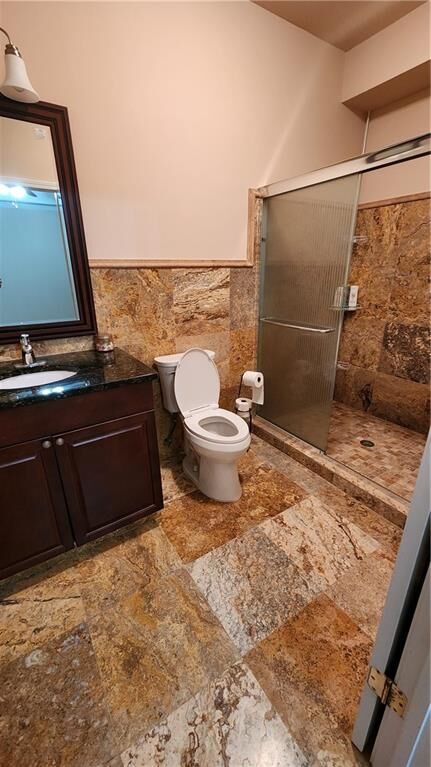 Property Photo:  1060 Landover Xing  GA 30024 