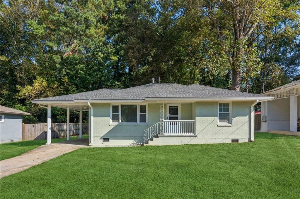 Property Photo:  3260 Glenco Drive  GA 30032 