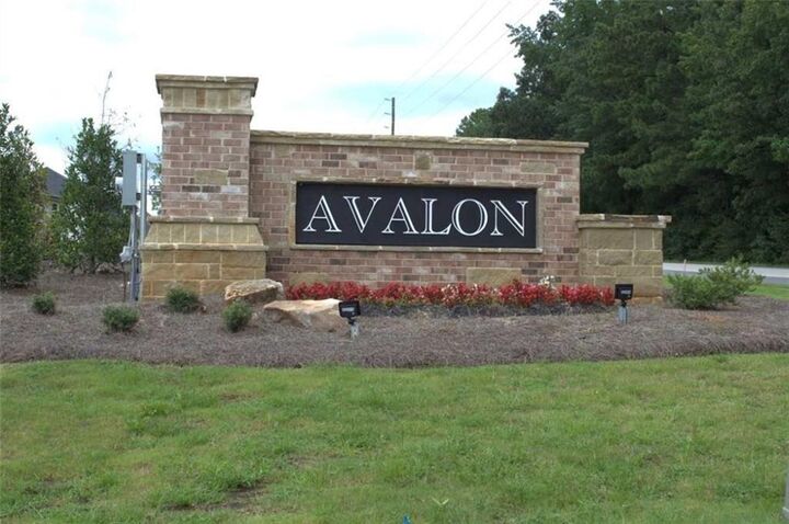 Property Photo:  2038 Avalon Ridge  GA 30013 