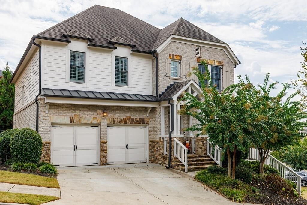 Property Photo: 11760 Stratham Drive GA 30009