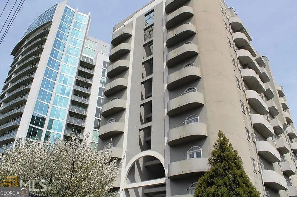 Property Photo:  2161 Peachtree Road NE 401  GA 30309 