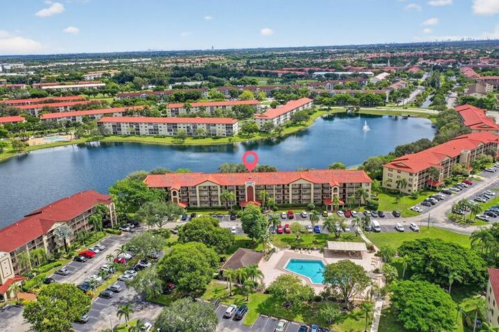 Property Photo: 13055 SW 15th Ct 310S FL 33027