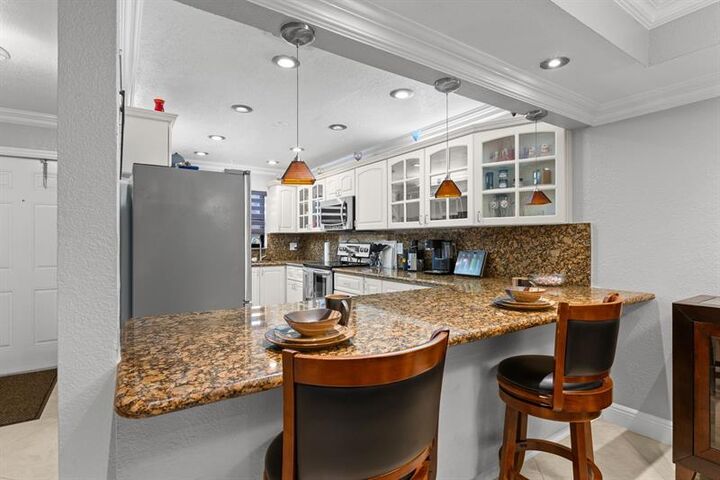 Property Photo: 9119 Limetree Ln 169 FL 33024