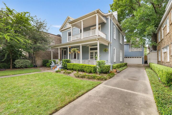 Property Photo:  502 Hawthorne Street  TX 77006 