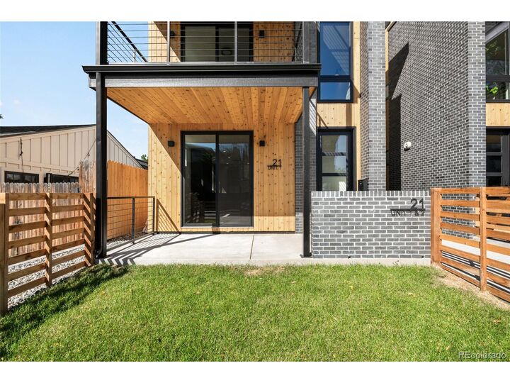 Property Photo:  21 S Pennsylvania St 1  CO 80209 