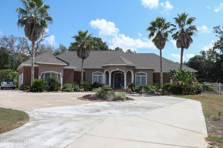 1010 Boxwood Street  Pascagoula MS 39567 photo