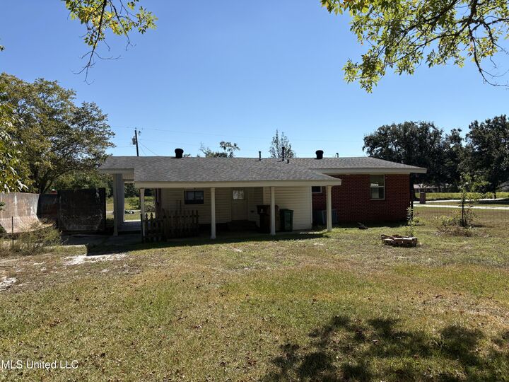 Property Photo:  267 Alexander Road  MS 39560 