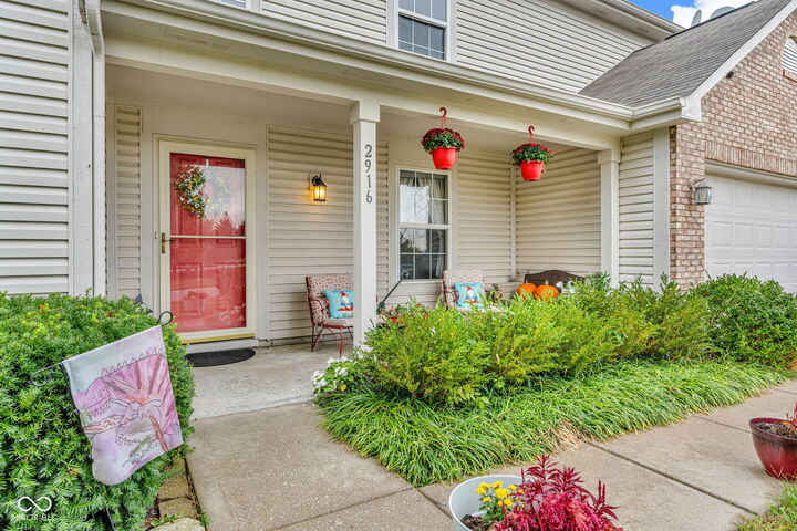 Property Photo:  2916 Lodgepole Drive  IN 46184 