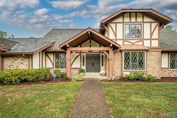 Property Photo: 1710 Lynkirk Lane MO 63122