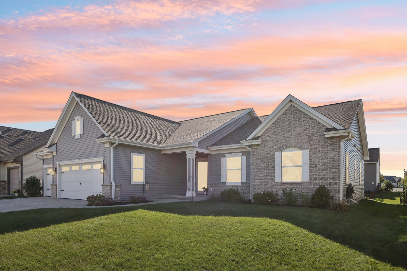 Property Photo: 1410 Blazing Star Dr WI 53066