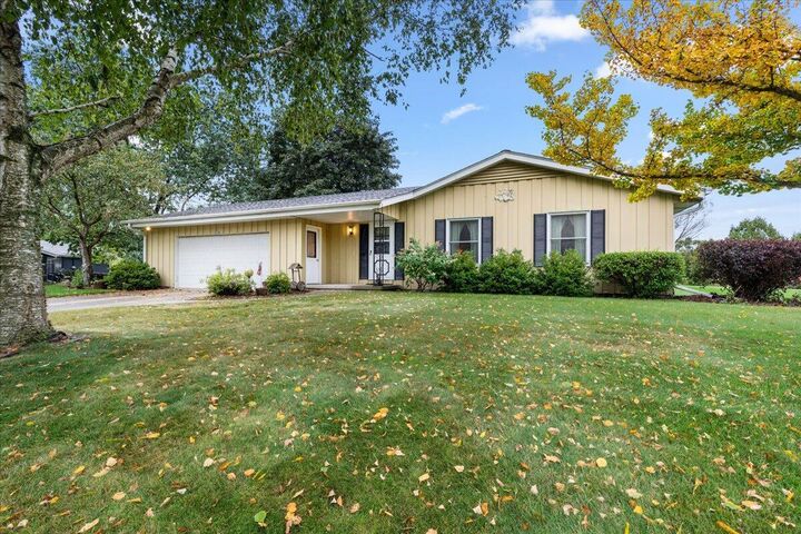 6819 Eastwood Trl  Trenton WI 53090 photo