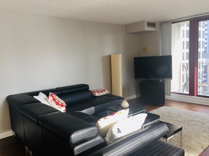 Property Photo: 200 N Dearborn Street 3203 IL 60601