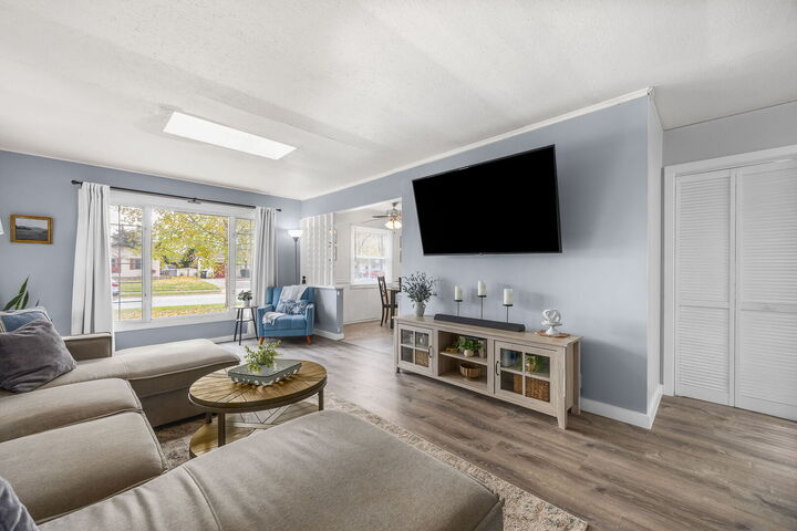 Property Photo:  269 Thunderbird Trail  IL 60188 