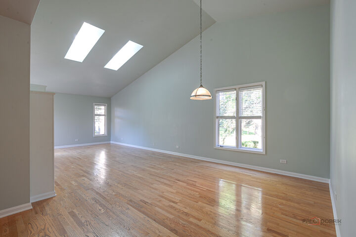 Property Photo: 1217 Gulfstream Parkway 0 IL 60048