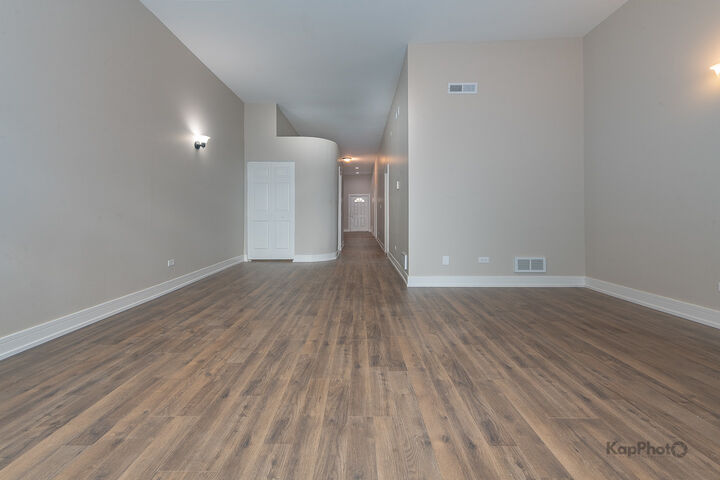 Property Photo: 4407 S Wallace Street IL 60609