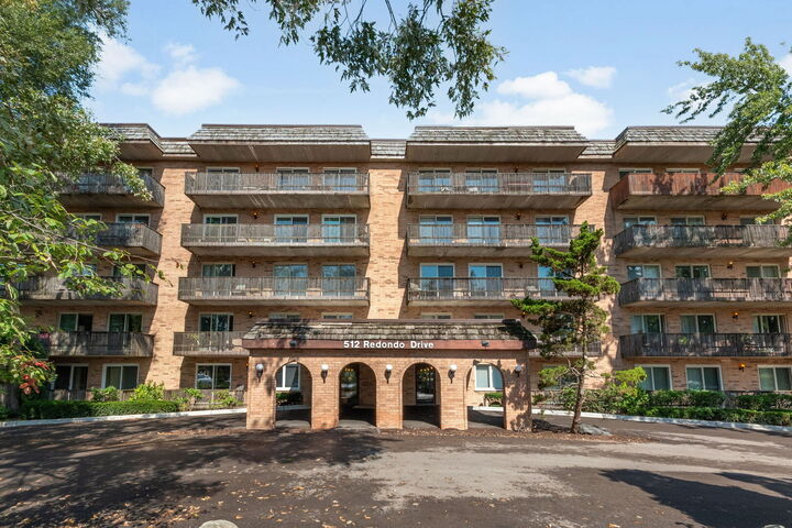 512 Redondo Drive 512  Downers Grove IL 60516 photo