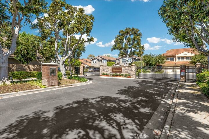 Property Photo:  11 Recodo  CA 92620 