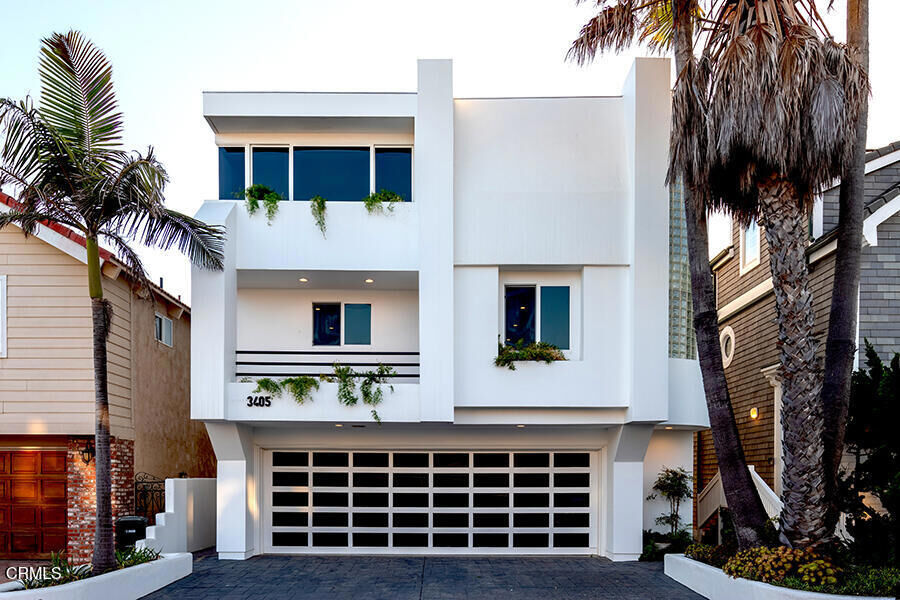 Property Photo:  3405 Ocean Drive  CA 93035 