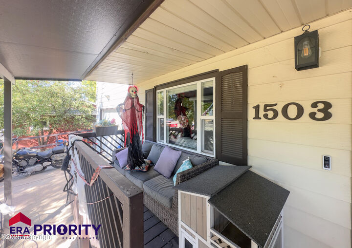 Property Photo: 1503 Rawhide Dr - WY 82716