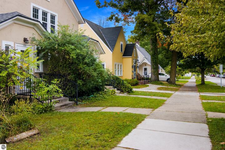 Property Photo: 214 Wellington Street 214, 216 MI 49686