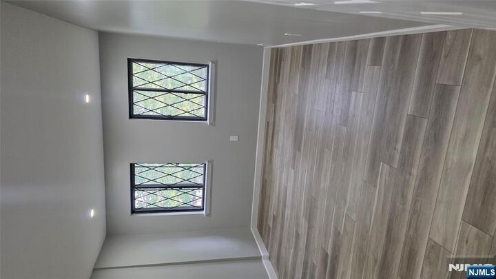 Property Photo:  104 Devonshire Court  NJ 08844 