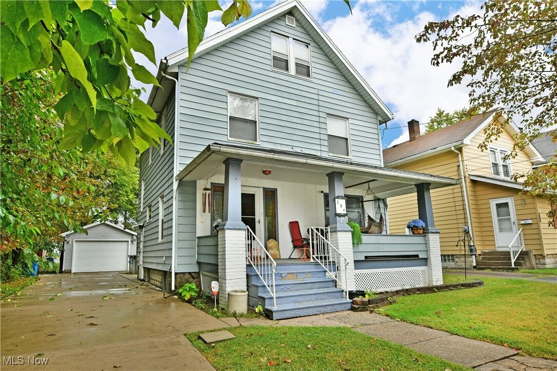 Property Photo:  294 Elm Street  OH 44471 