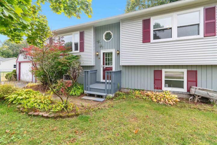 10 Kim Lane  Milton VT 05468 photo