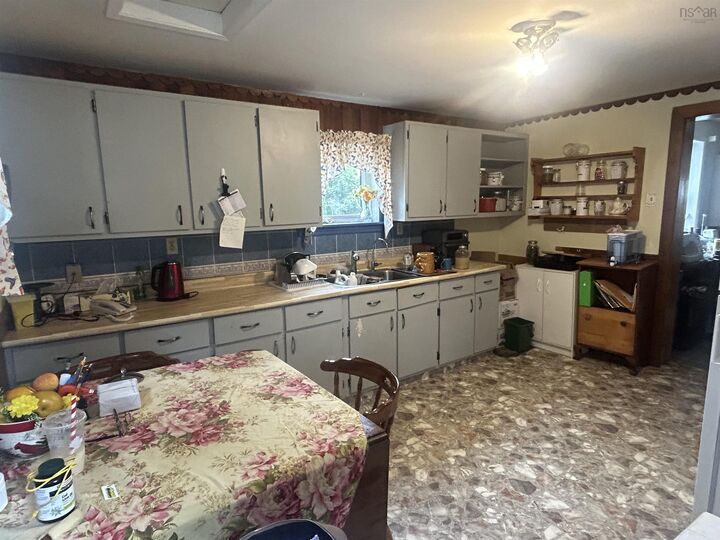 Property Photo:  78 High Street  NS B0K 1X1 