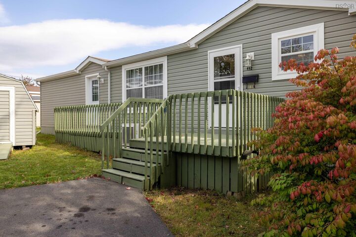 452 Glen Rise Drive  Beaver Bank NS B4E 1M5 photo