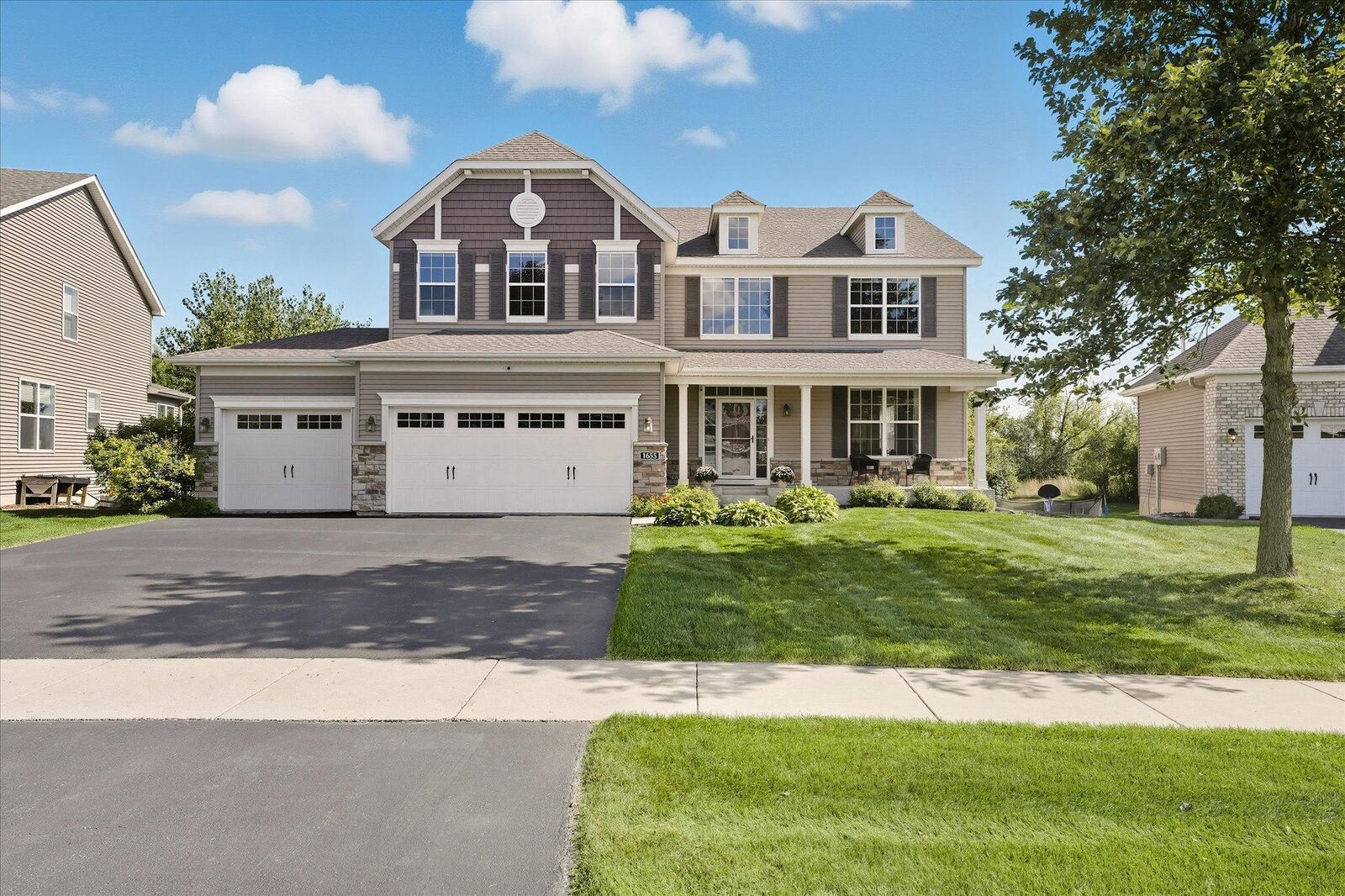 Property Photo: 1655 Hemlock Way MN 55317