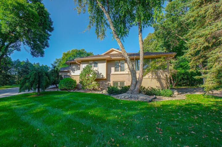 Property Photo:  6400 Gleason Court  MN 55436 