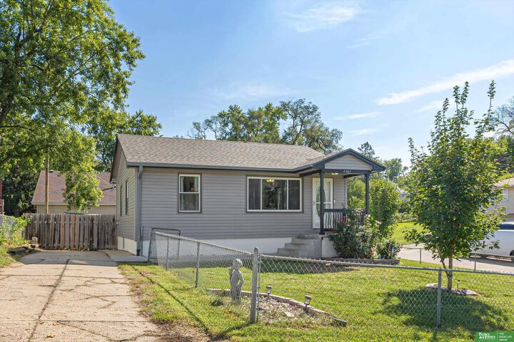 4963 S 54 Street  Omaha NE 68117 photo
