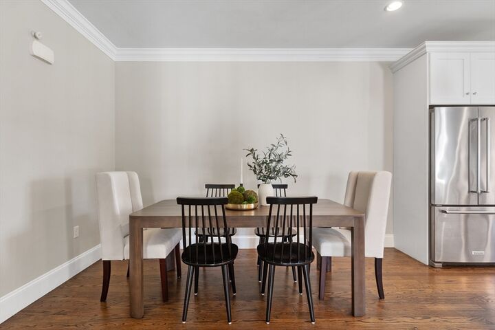 Property Photo:  6 Clarks Hill Ln 6  MA 01702 