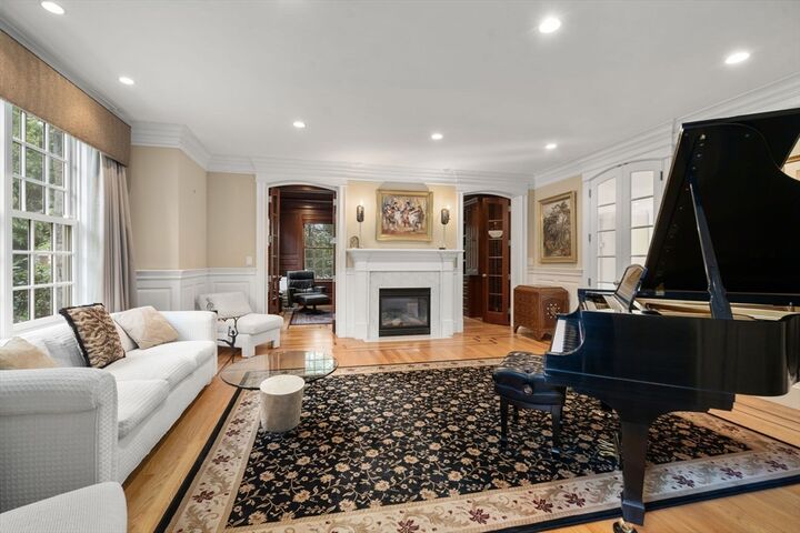 Property Photo:  15 Rockport Rd  MA 02493 