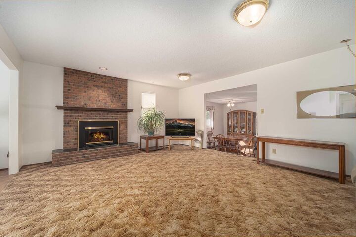 Property Photo:  1034 Cameron Road S  AB T1K 4B3 