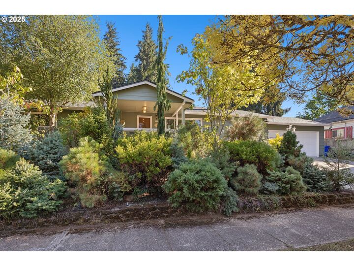 Property Photo: 9434 N Trumbull Ave OR 97203