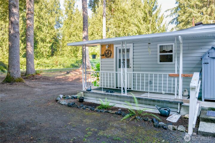 Property Photo:  8011  Fir Tree Lane  WA 98258 